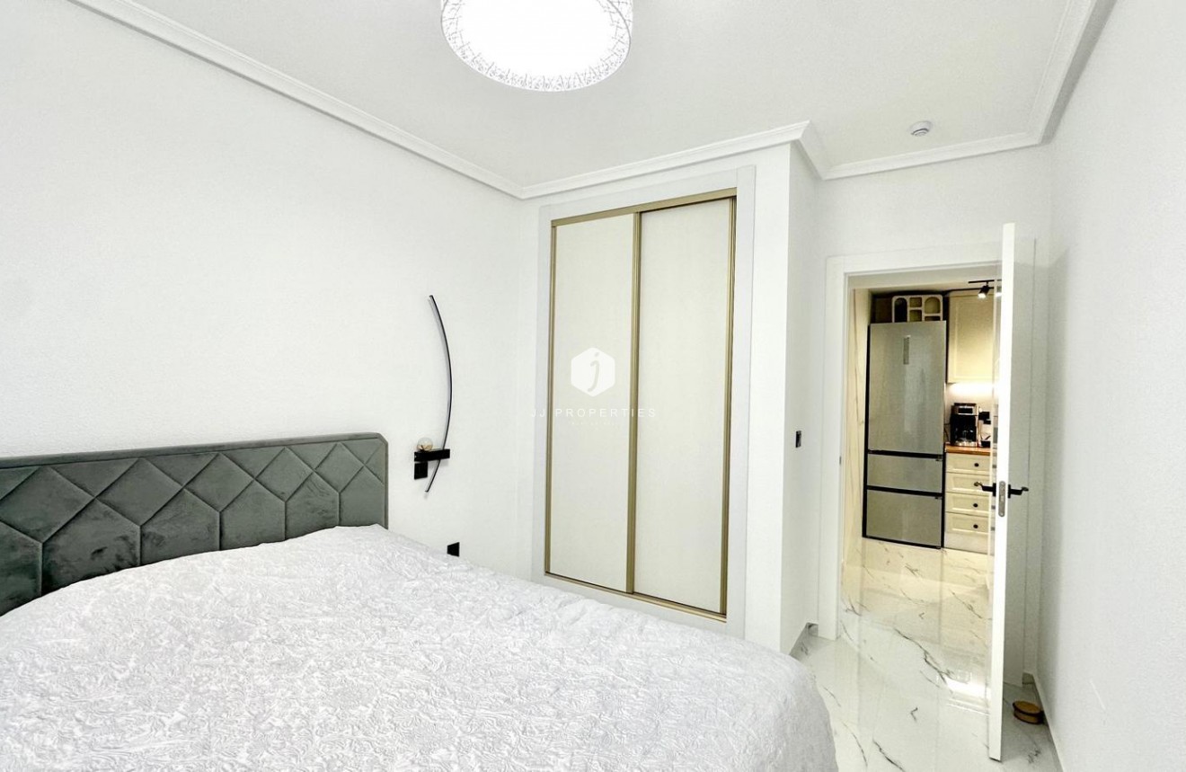 Resale - Bungalow -
Orihuela Costa - Playa Flamenca Norte