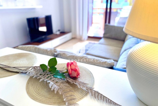 Resale - Apartment / flat -
Torrevieja - Punta prima