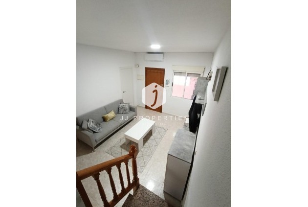 Resale - Chalet -
Torrevieja - Torretas