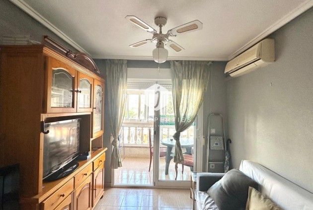 Resale - Apartment / flat -
Torrevieja