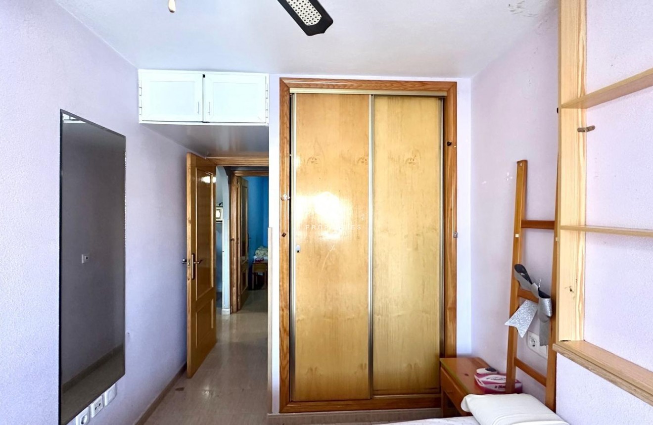 Resale - Apartment / flat -
Torrevieja