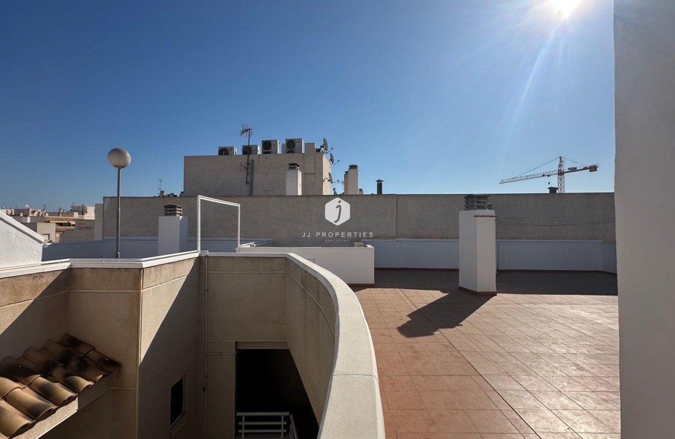 Resale - Apartment / flat -
Torrevieja