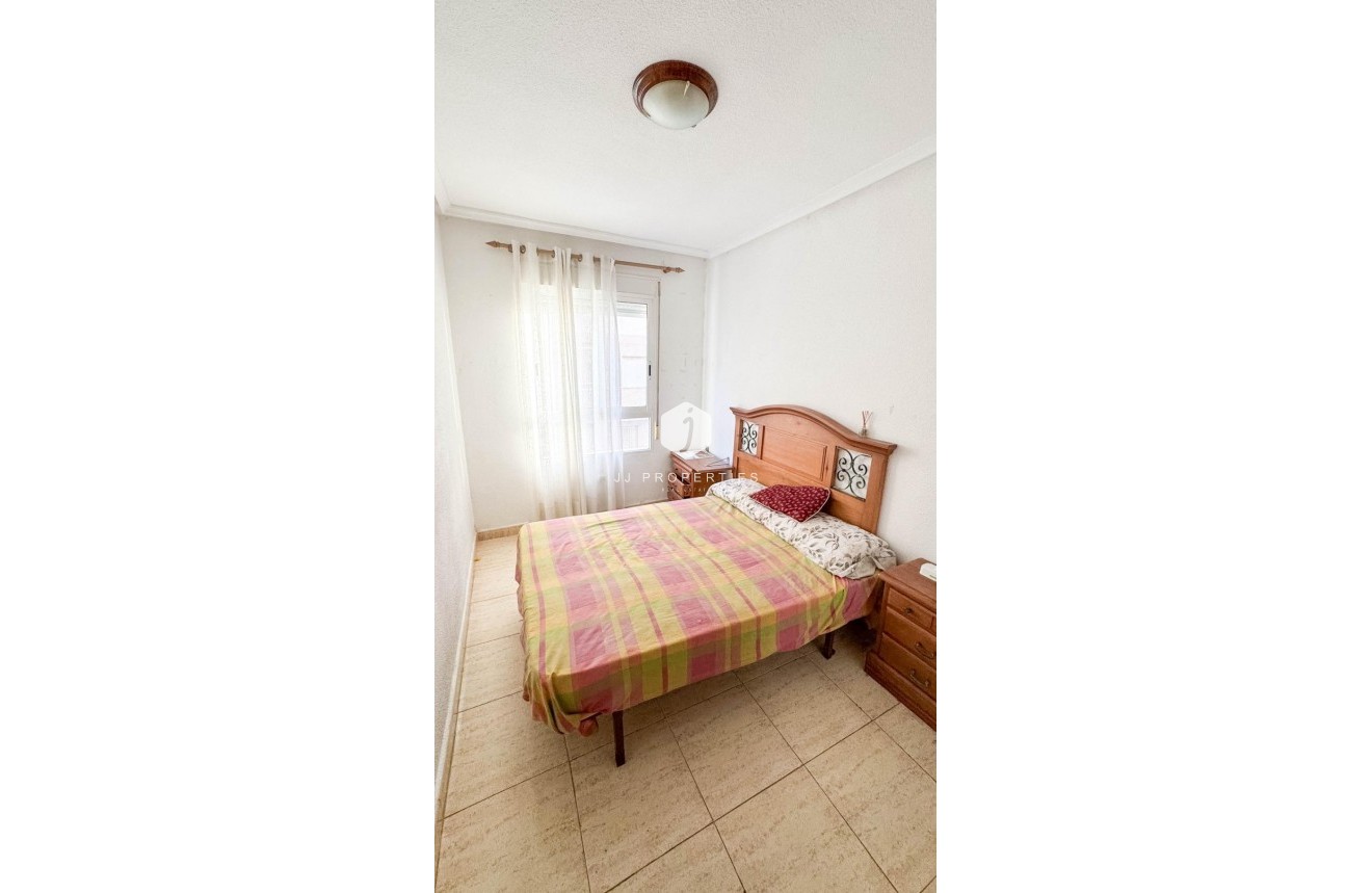 Resale - Apartment / flat -
Torrevieja - PARQUE DE LAS NACIONES