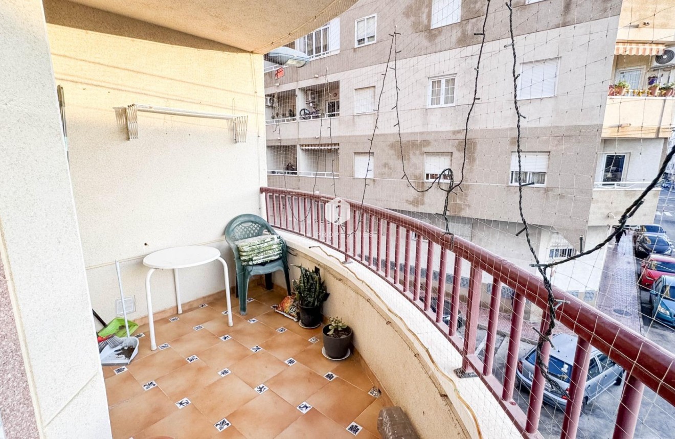 Resale - Apartment / flat -
Torrevieja - PARQUE DE LAS NACIONES