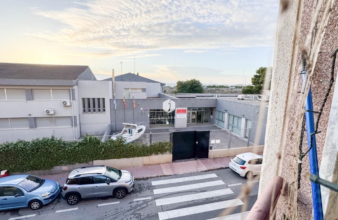 Resale - Apartment / flat -
Torrevieja - PARQUE DE LAS NACIONES