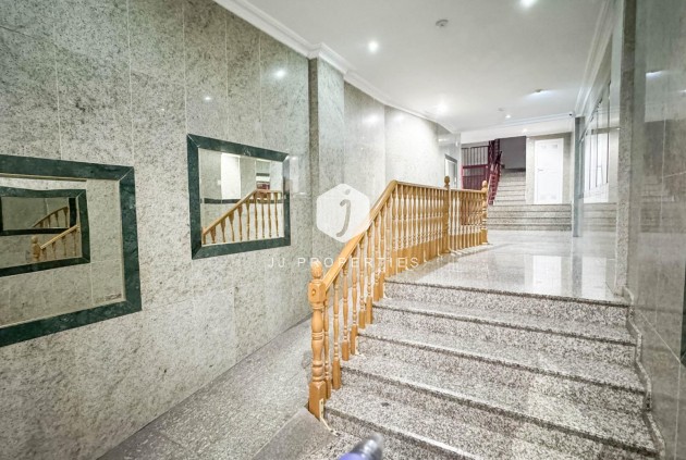 Resale - Apartment / flat -
Torrevieja - PARQUE DE LAS NACIONES