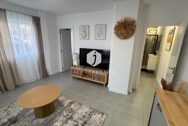 Resale - Apartment / flat -
Torrevieja - Zona Los Frutales