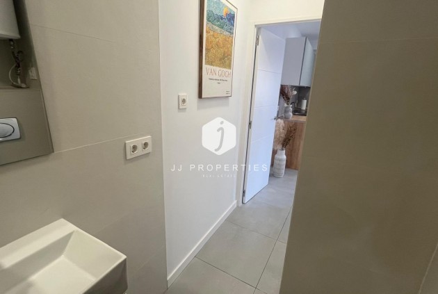 Resale - Apartment / flat -
Torrevieja - Zona Los Frutales