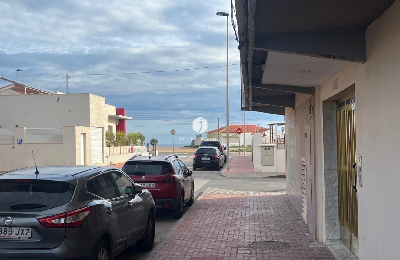 Resale - Apartment / flat -
Torrevieja - Zona Los Frutales