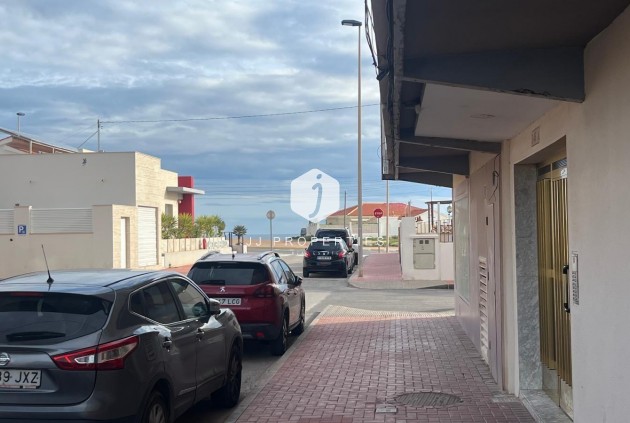 Resale - Apartment / flat -
Torrevieja - Zona Los Frutales