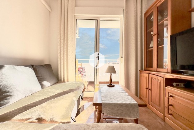 Resale - Apartment / flat -
Torrevieja - Centro