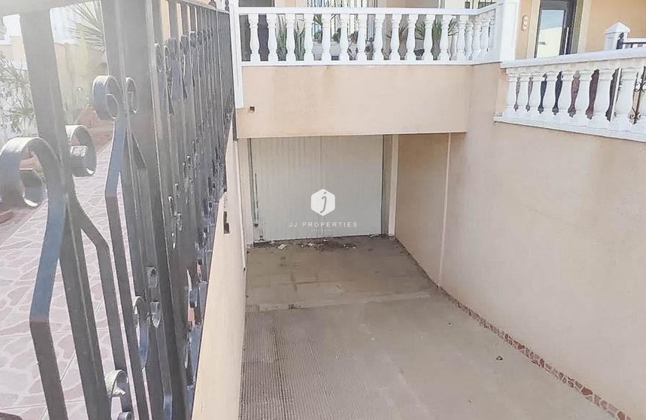 Aus zweiter Hand - Chalet -
Torrevieja - Los altos