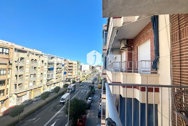 Resale - Apartment / flat -
Torrevieja - Acequion