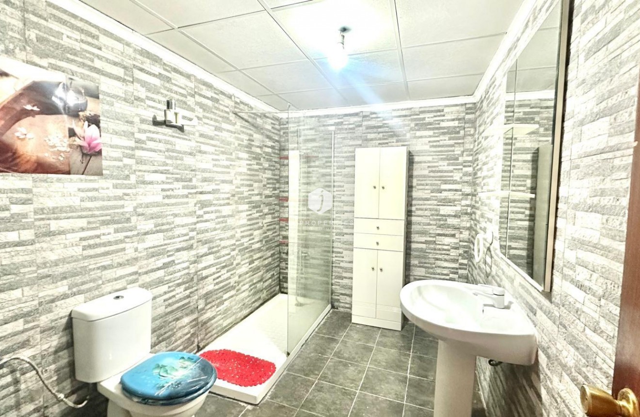 Resale - Apartment / flat -
Torrevieja - Acequion