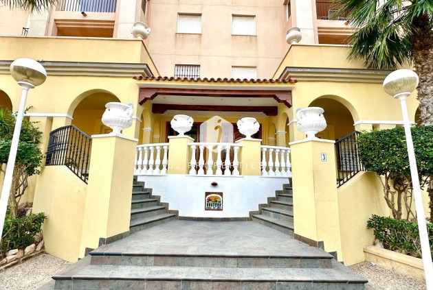 D'occasion - Appartement -
Torrevieja - Los Frutales