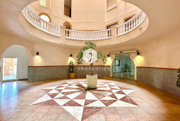 D'occasion - Appartement -
Torrevieja - Los Frutales