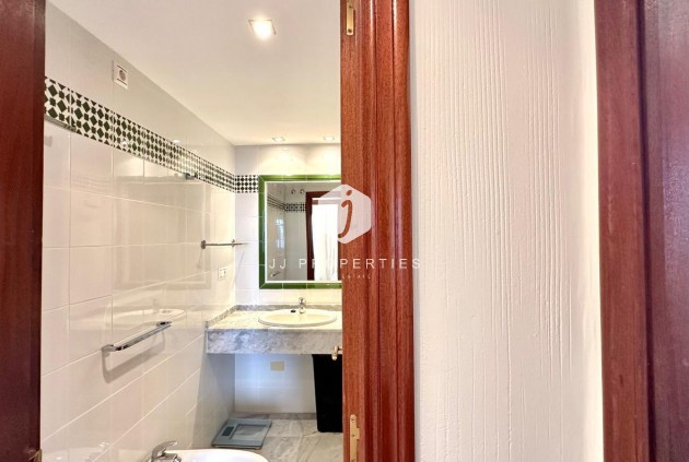 D'occasion - Appartement -
Torrevieja - Los Frutales