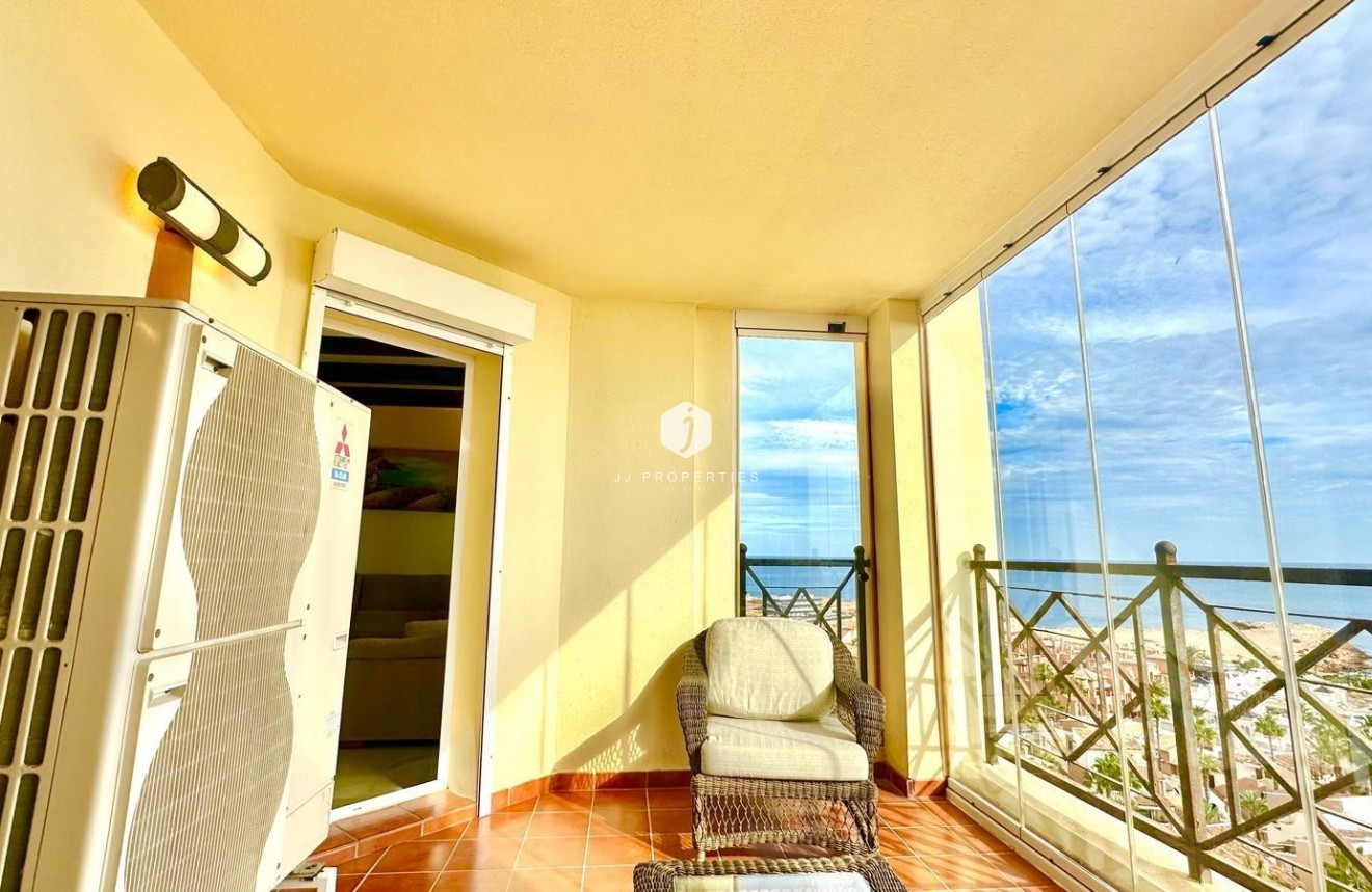 D'occasion - Appartement -
Torrevieja - Los Frutales