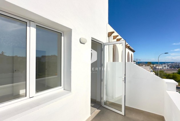 Aus zweiter Hand - Chalet -
Torrevieja - La Mata