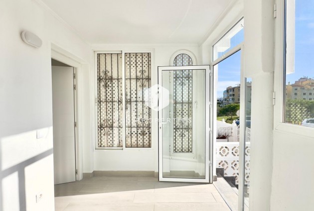 Aus zweiter Hand - Chalet -
Torrevieja - La Mata