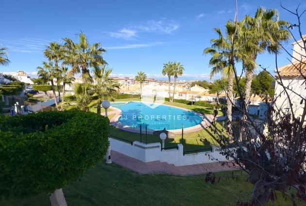 Aus zweiter Hand - Chalet -
Torrevieja - La Mata