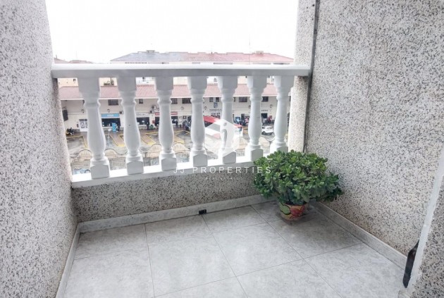 Resale - Apartment / flat -
Torrevieja - Estacion de autobuses