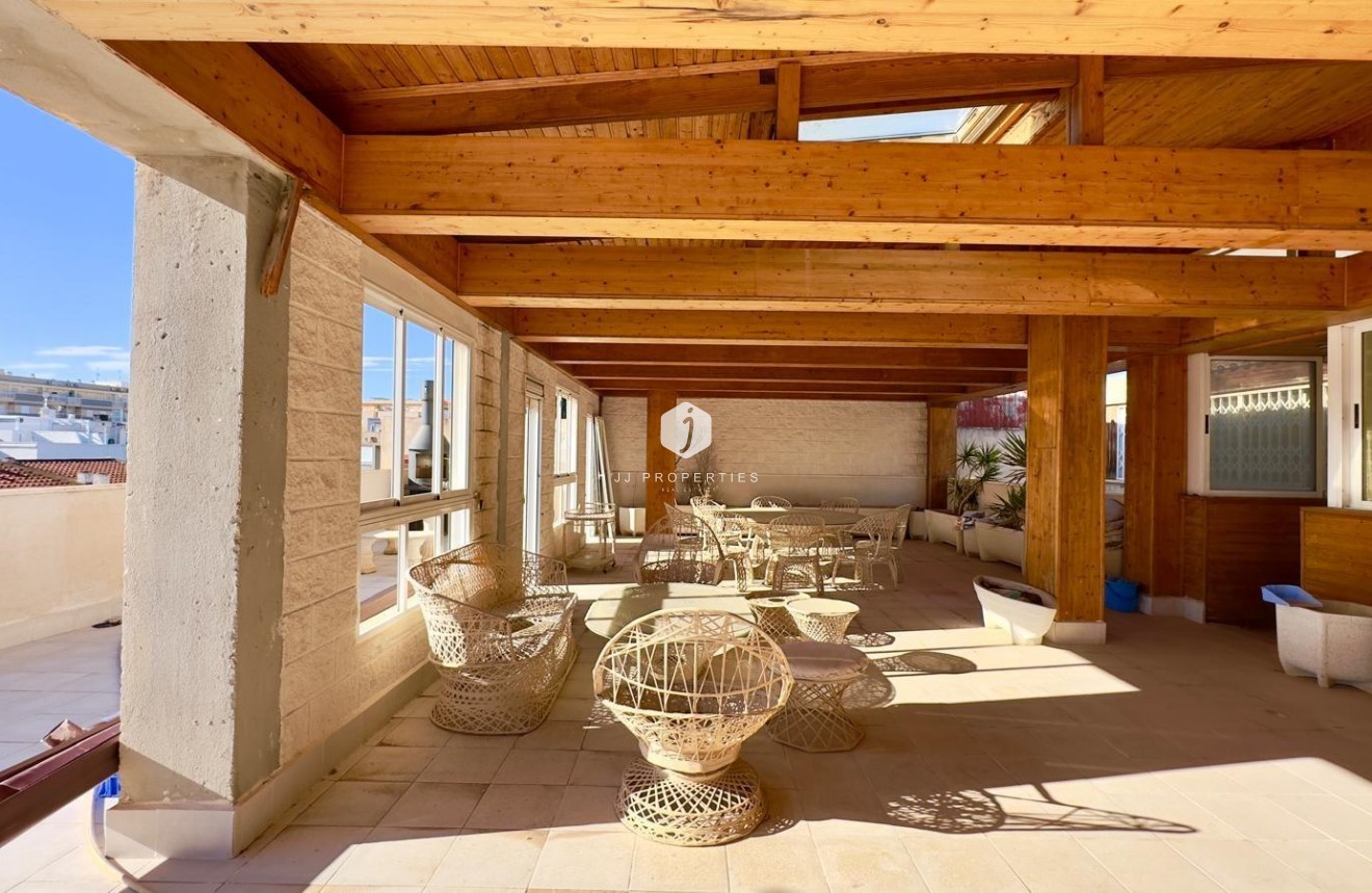 Resale - Penthouse -
Torrevieja - Centro