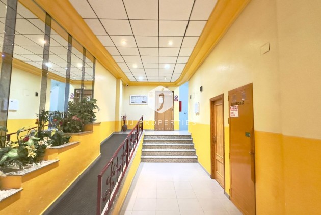 Resale - Penthouse -
Torrevieja - PARQUE DE LAS NACIONES