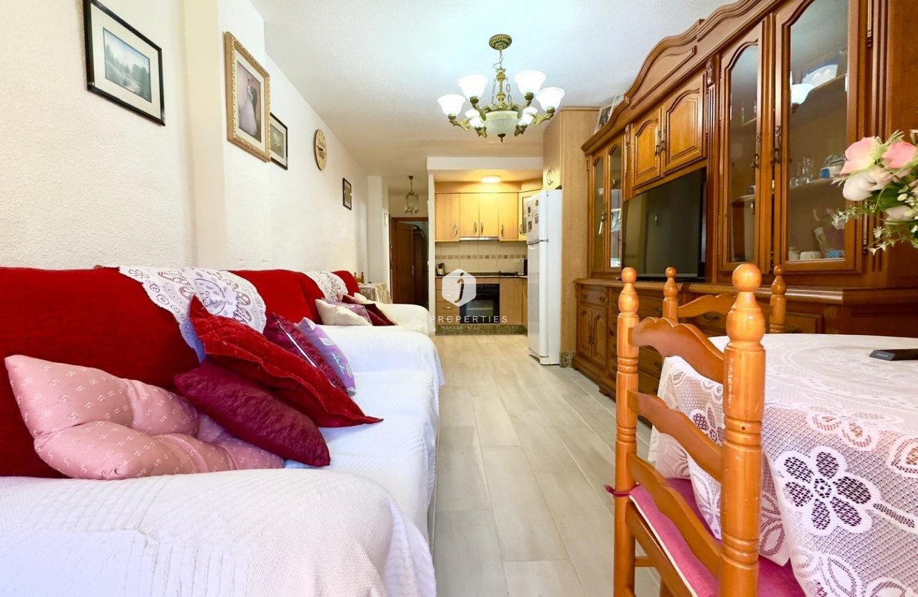 Resale - Apartment / flat -
Guardamar del Segura - Centro