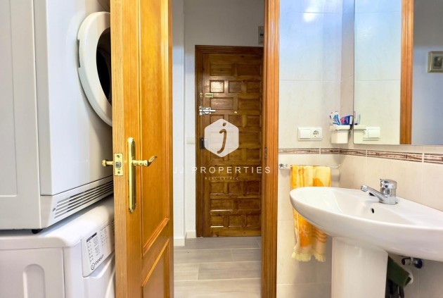 Resale - Apartment / flat -
Guardamar del Segura - Centro