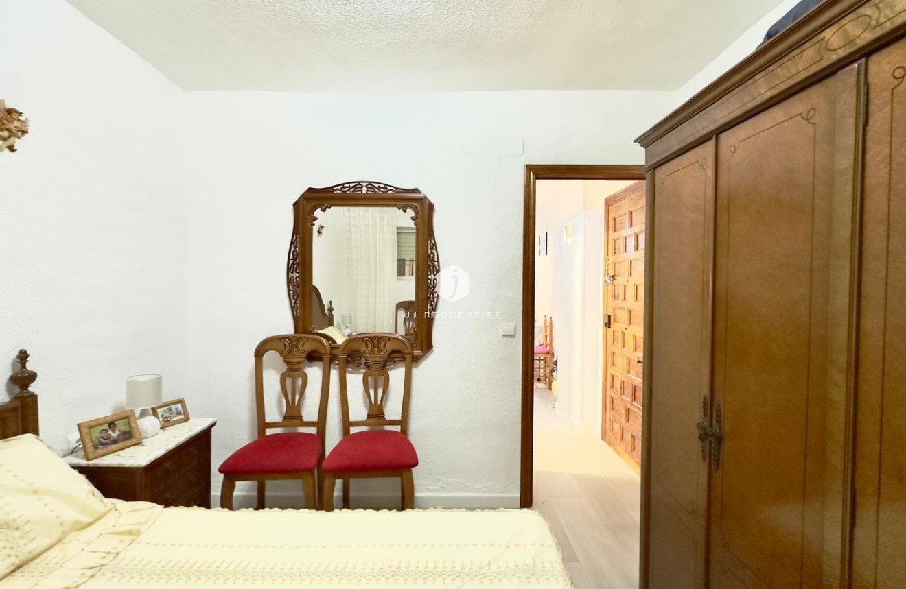Resale - Apartment / flat -
Guardamar del Segura - Centro
