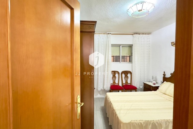 Resale - Apartment / flat -
Guardamar del Segura - Centro