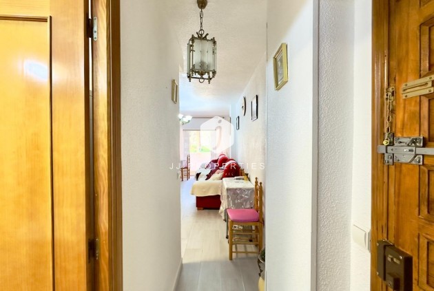 Resale - Apartment / flat -
Guardamar del Segura - Centro