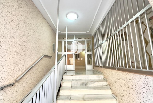 Resale - Apartment / flat -
Guardamar del Segura - Centro