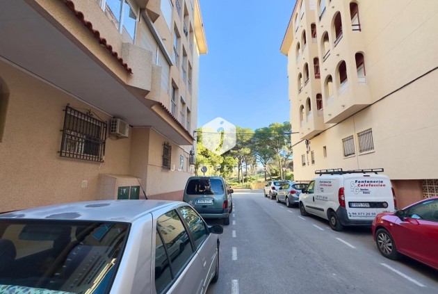 Resale - Apartment / flat -
Guardamar del Segura - Centro