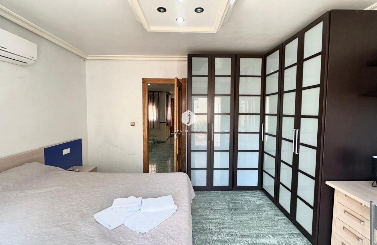 Resale - Penthouse -
Torrevieja