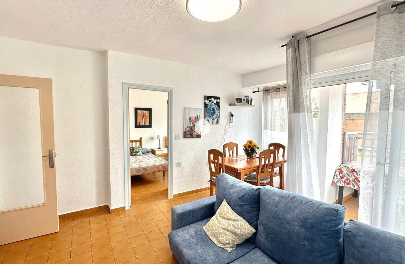 Resale - Penthouse -
Torrevieja - Centro