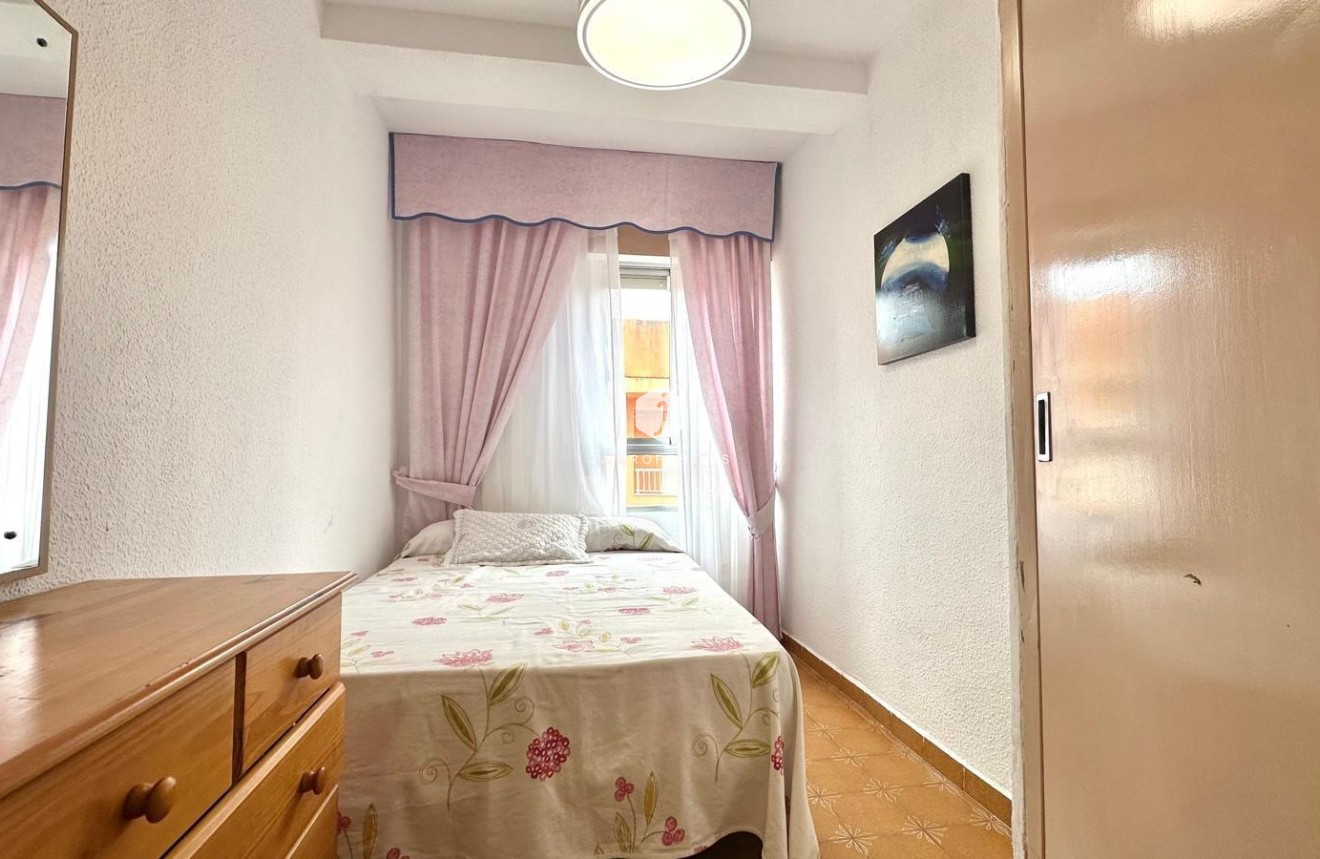 Resale - Penthouse -
Torrevieja - Centro