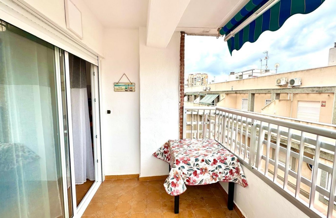 Resale - Penthouse -
Torrevieja - Centro