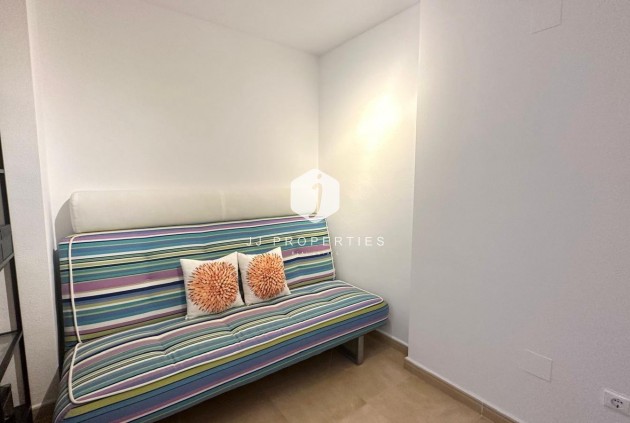 Resale - Apartment / flat -
Torrevieja - La Mata