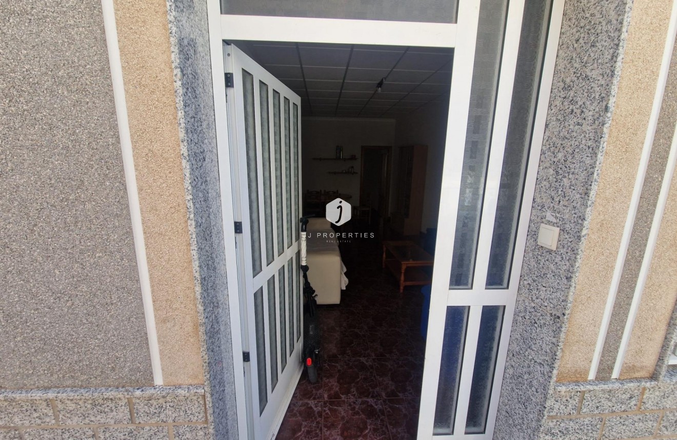 Aus zweiter Hand - Chalet -
Torrevieja