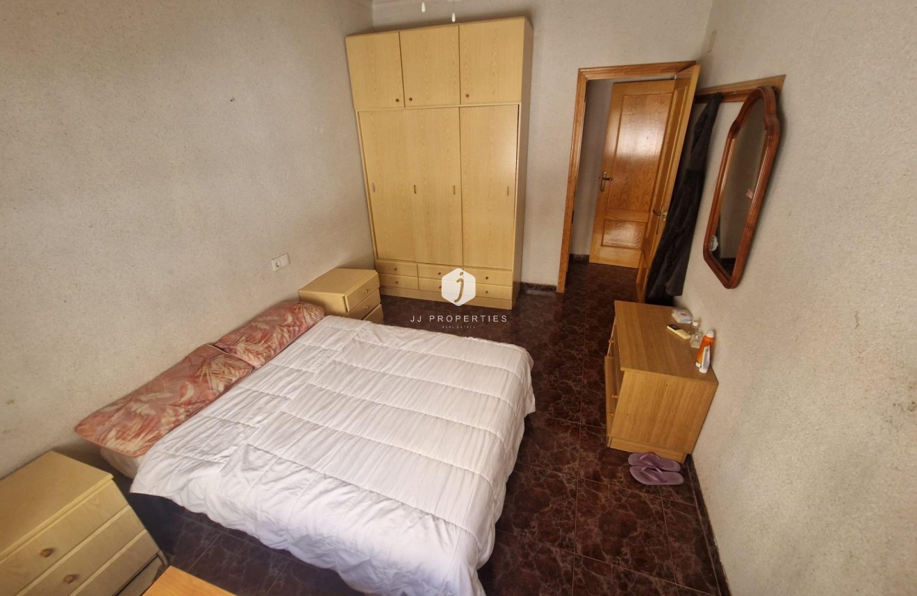 Aus zweiter Hand - Chalet -
Torrevieja