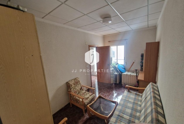 Aus zweiter Hand - Chalet -
Torrevieja