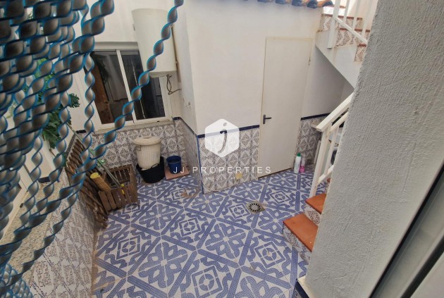 Aus zweiter Hand - Chalet -
Torrevieja