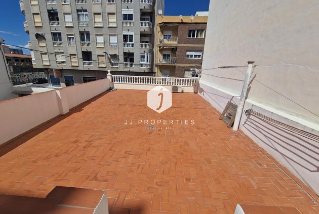 Aus zweiter Hand - Chalet -
Torrevieja