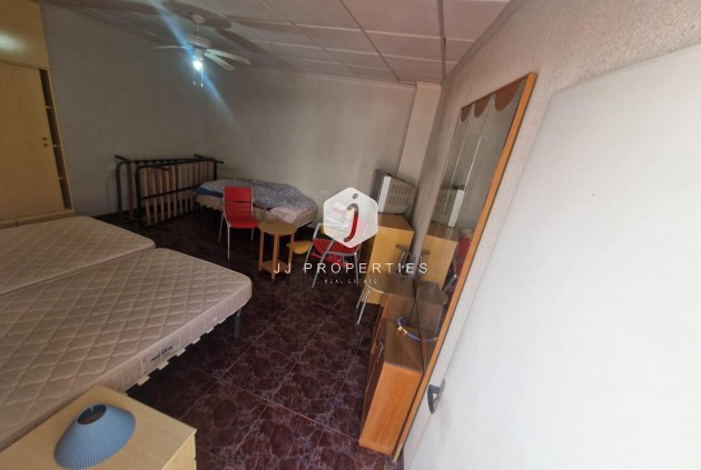 Aus zweiter Hand - Chalet -
Torrevieja