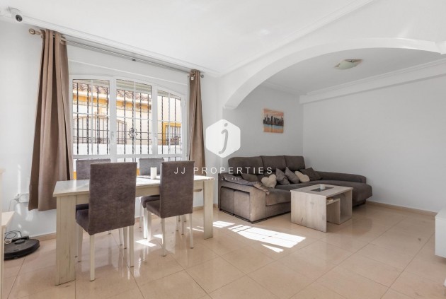 Resale - Chalet -
Cabo Roig - Lomas de Cabo Roig