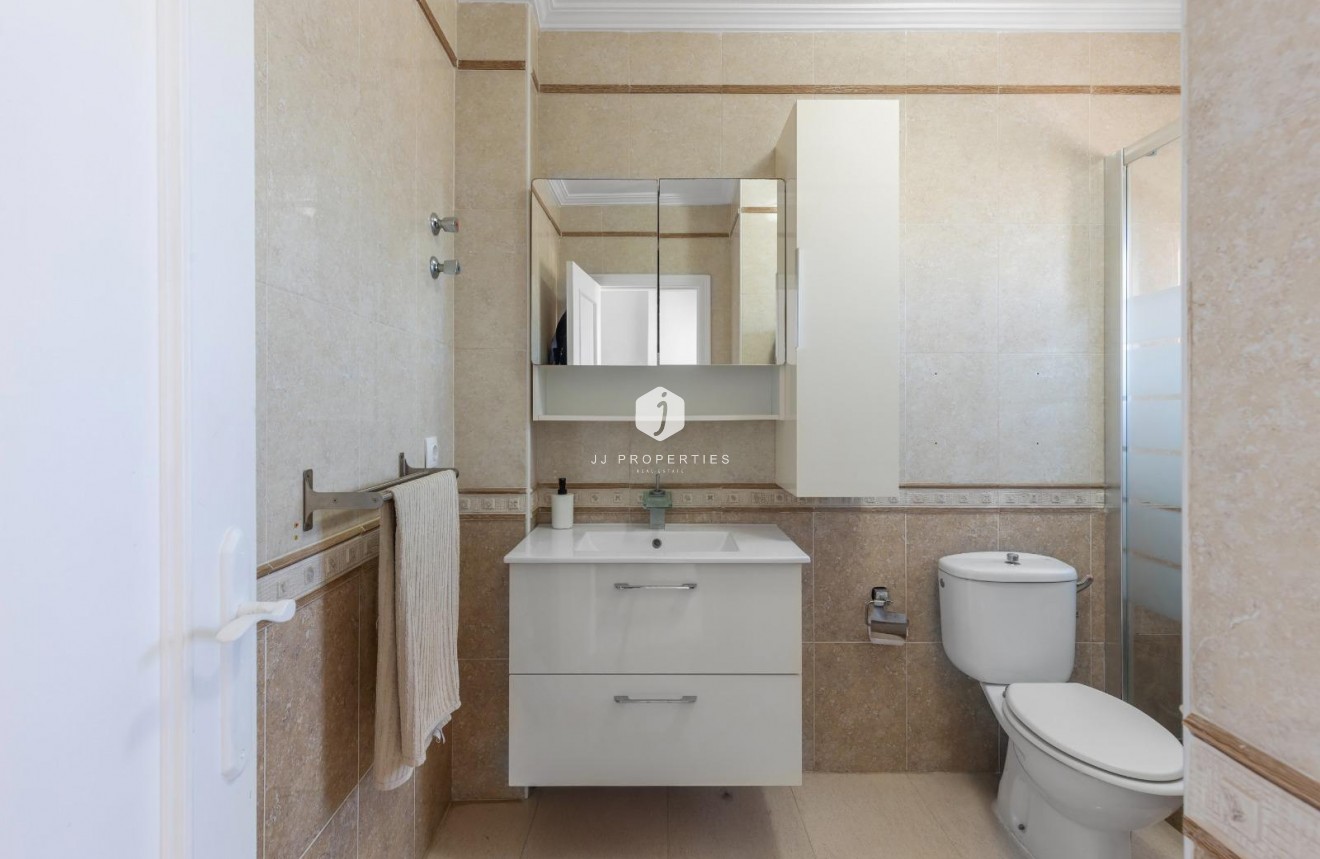 Resale - Chalet -
Cabo Roig - Lomas de Cabo Roig