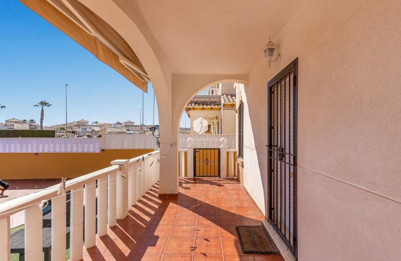 Resale - Chalet -
Cabo Roig - Lomas de Cabo Roig