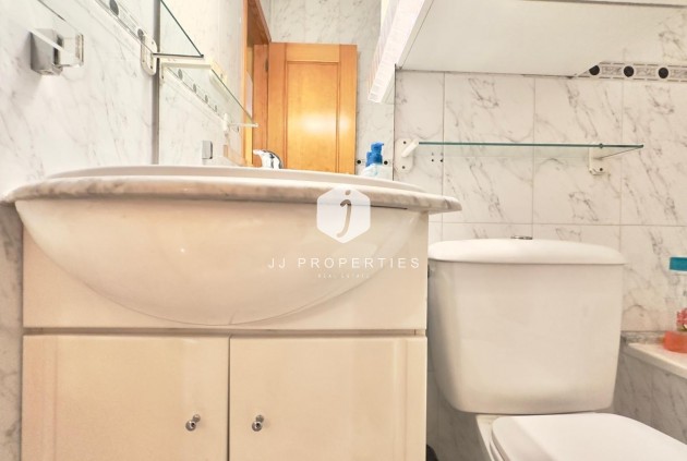 Resale - Apartment / flat -
Torrevieja - La Mata Pueblo